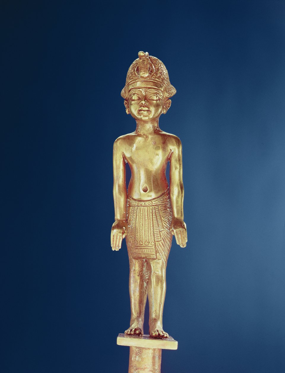 Kongefigur, fra Tutankhamons grav (ca. 1370-1352 f.Kr.) Nytt rike (gull) av Egyptian 18th Dynasty