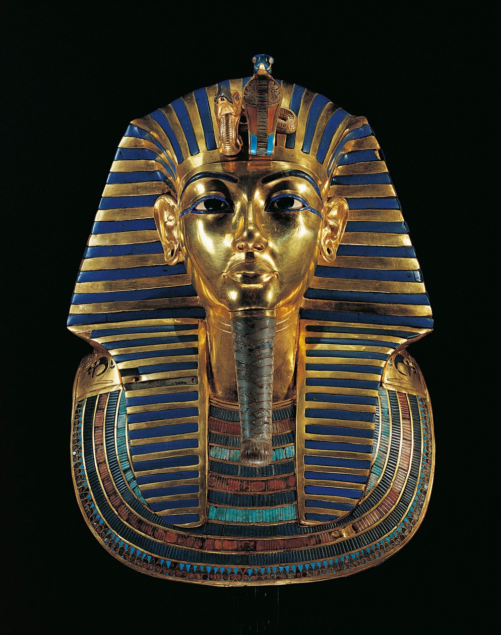 Gylden begravelsesmaske av Tutankhamen (1347/1338 f.Kr.) innlagt med lapis lazuli, obsidian og turkis av Egyptian 18th Dynasty