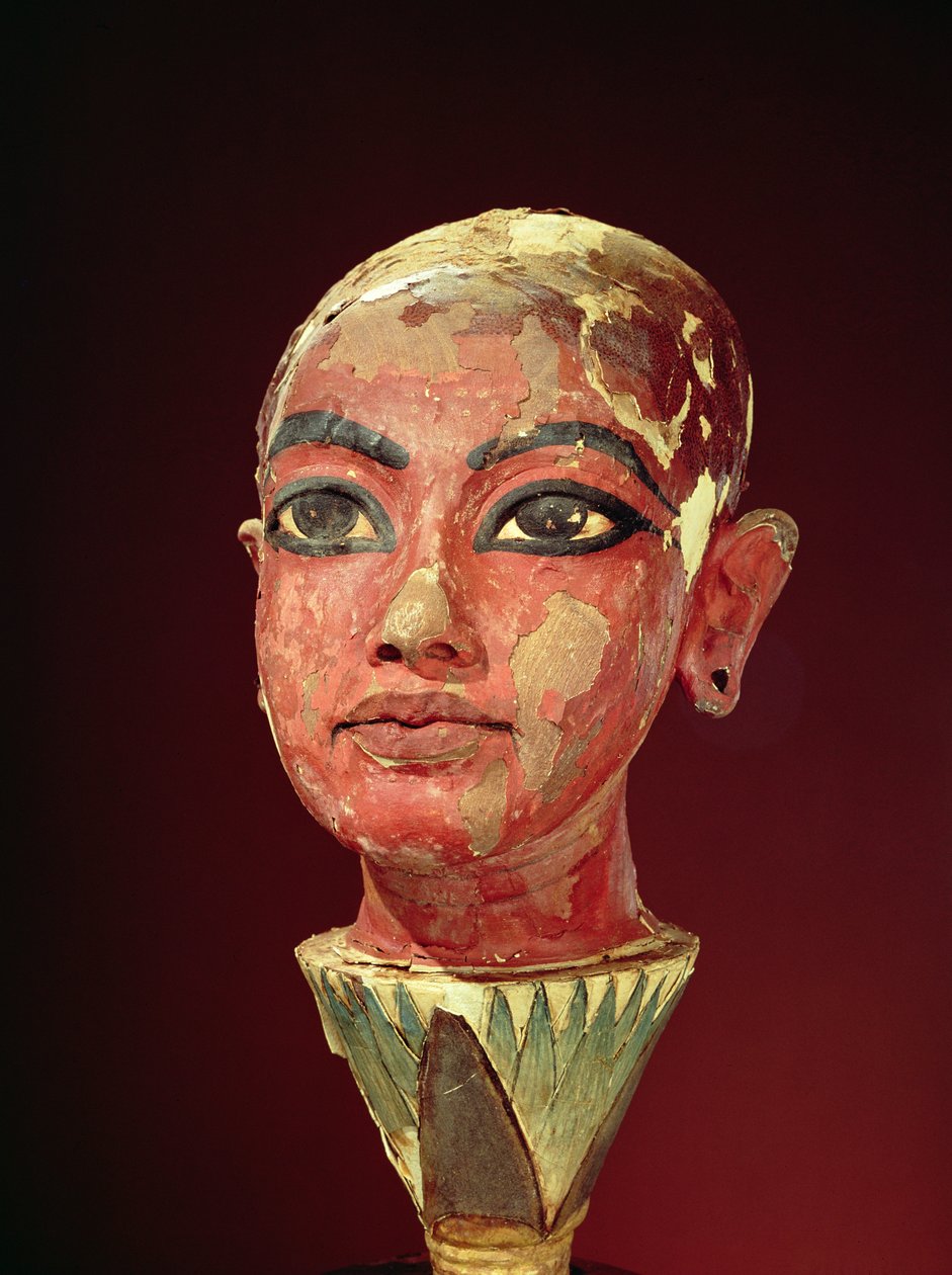 Hodet for barnekongen som dukker opp fra en lotusblomst, fra Tutankhamons grav (ca. 1370-1352 f.Kr.) New Kingdom (støkket og malt tre) (se også 149406) av Egyptian 18th Dynasty