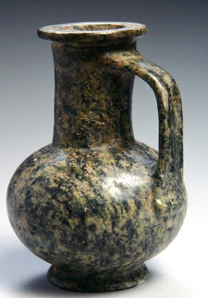 Pitcher, New Kingdom, ca. 1479–1353 f.Kr. (grønn serpentin) av Egyptian 18th Dynasty