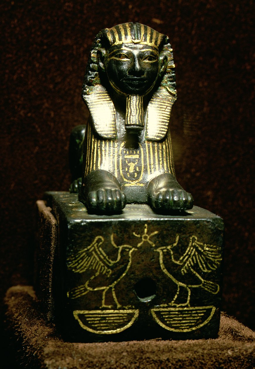 Statuett av en sfinks av kong Tuthmosis III, New Kingdom, ca. 1490-1439 f.Kr. av Egyptian 18th Dynasty