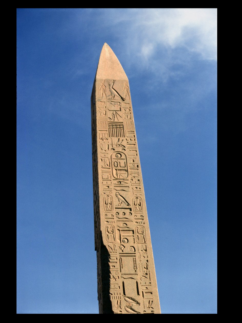 Obelisken av Tuthmosis I (1504–1492 f.Kr.) i Amuns store tempel, Karnak-tempelet, New Kingdom av Egyptian 18th Dynasty