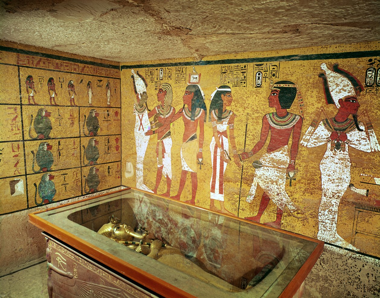 Gravkammeret i graven til Tutankhamun, New Kingdom av Egyptian 18th Dynasty