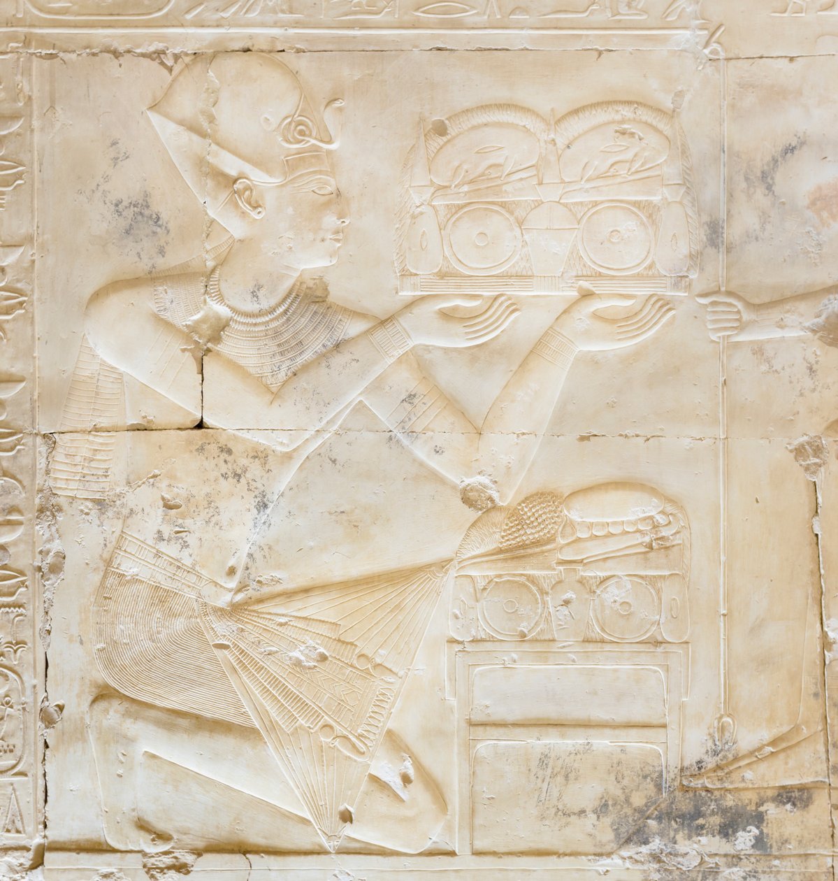 Basrelieff, tempelet til Seti I, Abydos, Egypt av Egyptian 19th Dynasty