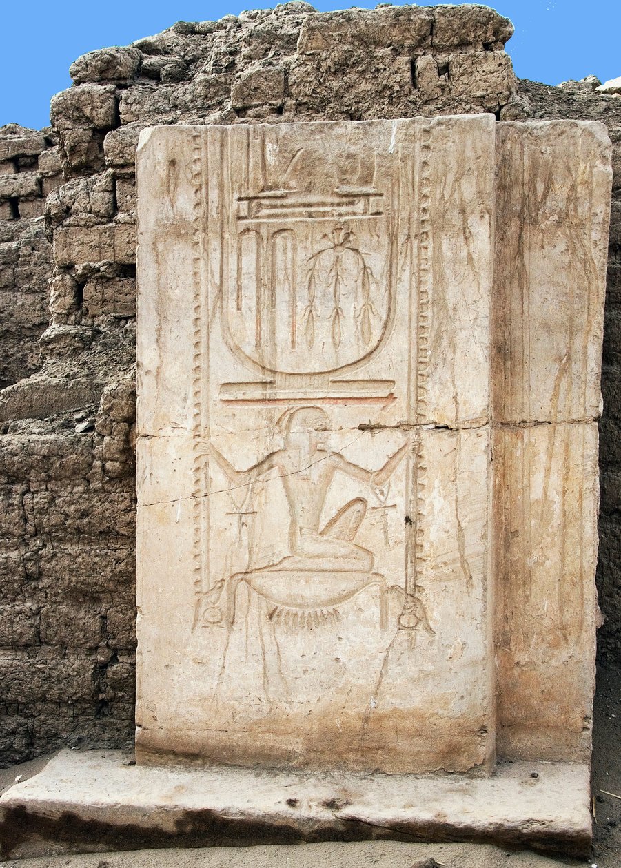 Egyptisk antikvitet: stele av farao Ramses II (1279-1213 f.Kr.) med langvarig løfte, begravelsestempel dedikert til ham, Ramasseum-stedet i Luxor, Egypt. av Egyptian 19th Dynasty