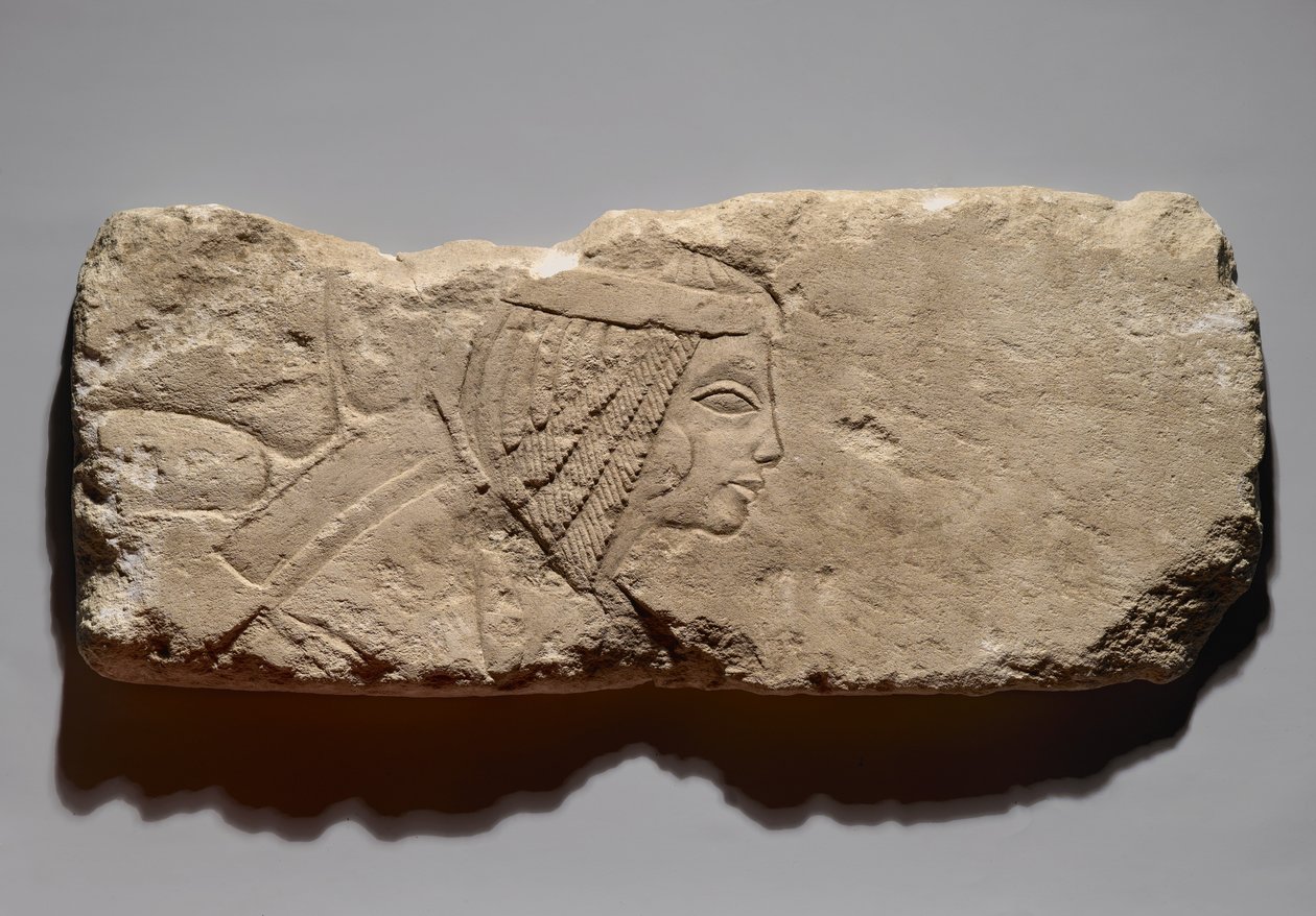 Relieff av en kvinne, muligens fra Tell el-Amarna, New Kingdom, ca. 1353-1336 f.Kr. (kalkstein) av Egyptian 19th Dynasty