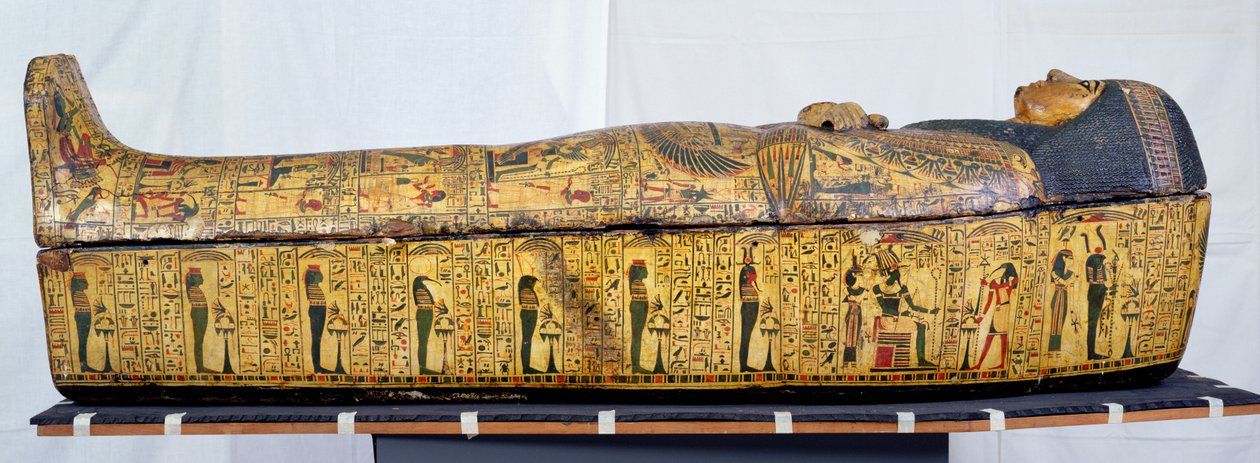 Kiste og deksel til mumien til Nesyamun, muligens funnet i Deir El-Bahri, New Kingdom, ca. 1100 f.Kr. (malt tre) av Egyptian 20th Dynasty