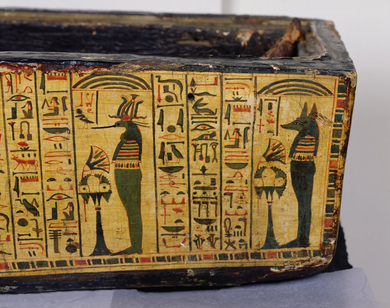 Detalj av den ytre kistebunnen til mumien til Nesyamun, muligens funnet i Deir El-Bahri, New Kingdom, ca. 1100 f.Kr. (malt tre) av Egyptian 20th Dynasty