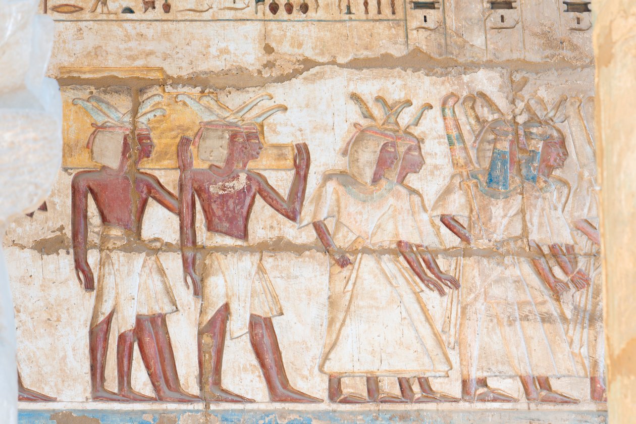 Malt relieffbilde på hvelvet av Egyptian 20th Dynasty