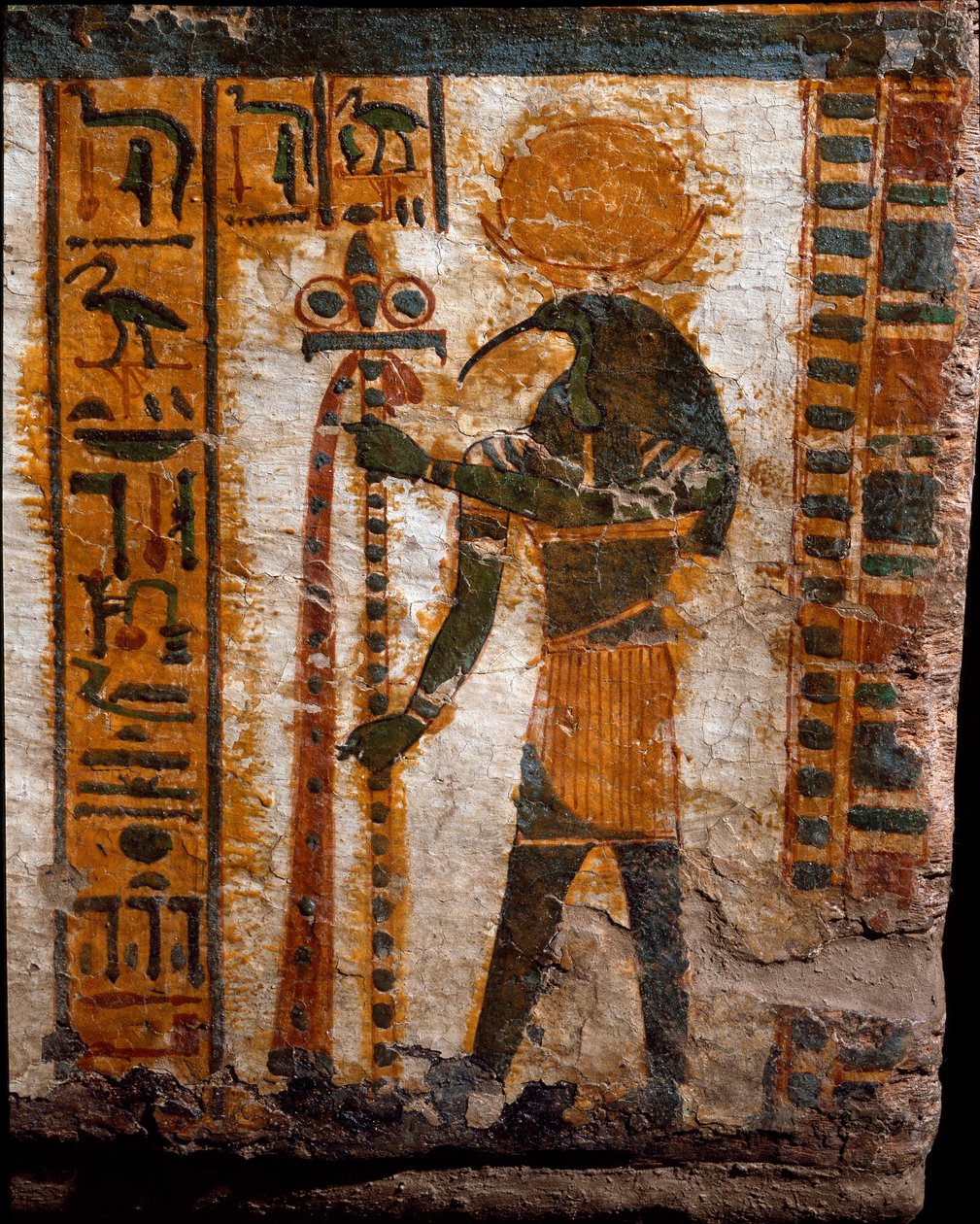 Egyptisk antikvitet: Thot, måneguden, i form av en mann i spissen for ibis. dekorasjon av den antropoide sarkofagen til skriveren Butehamon, 21. dynasti (1085-935 f.Kr.). Egyptens museum i Torino (Torino, Museo Egizio) av Egyptian 21st Dynasty