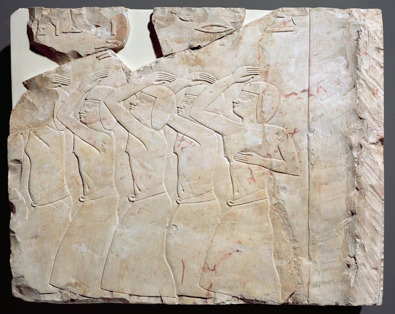 Relieff fra graven til Nes-Peka-Shuty, Deir El-Bahri, Theben, detalj fra høyre ende av det andre registeret, Saite-perioden, ca. 656-610 f.Kr. (kalkstein) av Egyptian 26th Dynasty