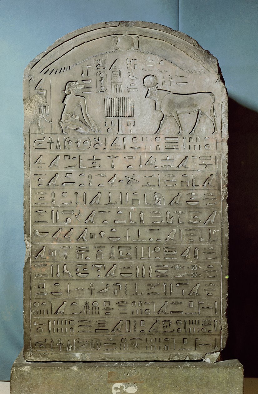 Stela til minne om begravelsen av Apis-oksen under Ahmose II (Amasis) regjeringstid fra Serapeum ved Saqqara, sen periode, 547 f.Kr. (kalkstein) av Egyptian 26th Dynasty