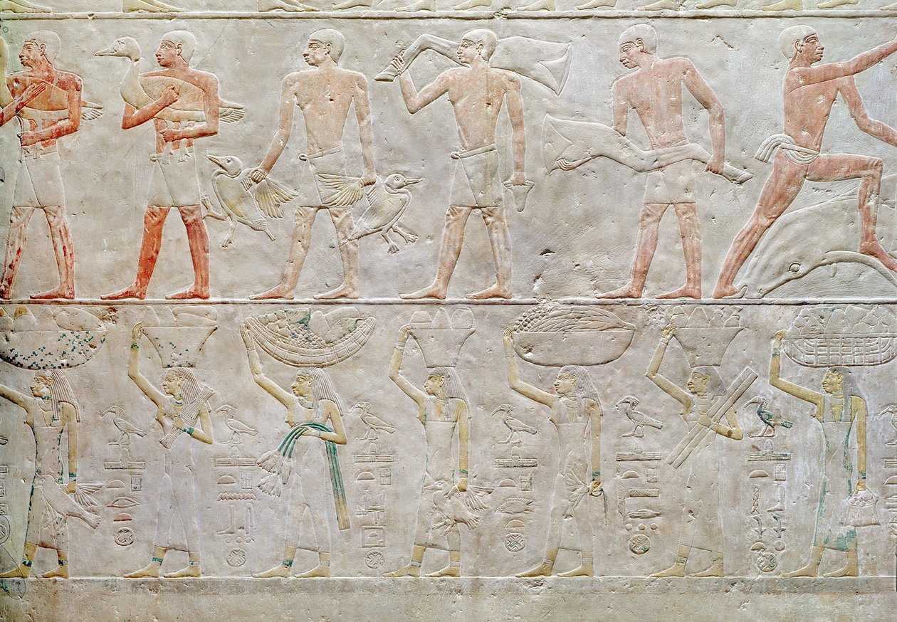 Relieff som viser mennesker som bærer matoffer, fra Mastaba of Akhethotep, Old Kingdom, ca. 2400 f.Kr. (malt kalkstein) av Egyptian 5th Dynasty
