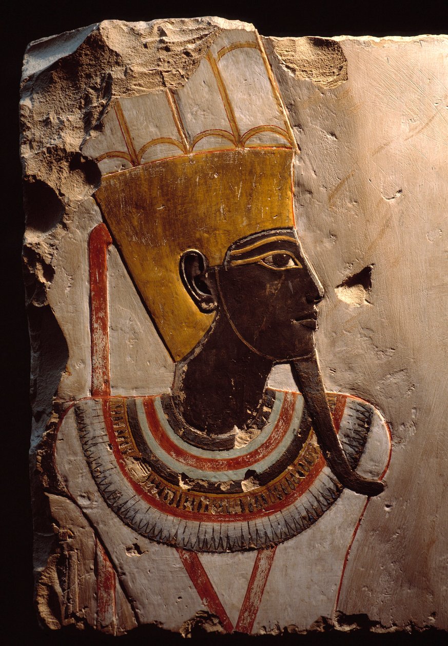 Egyptisk antikvitet: detalj av et maleri på kalkstein som viser fruktbarhetsguden Amon Min (Amon-Min). Luxor, egyptisk kunstmuseum av Egyptian Egyptian