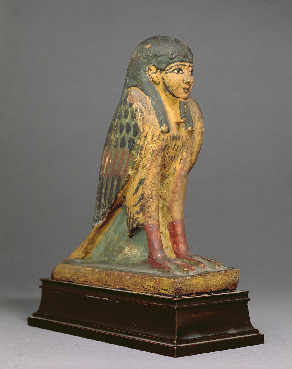 Ba-fugl med menneskehode (gessoed og malt tre) av Egyptian Ptolemaic Period