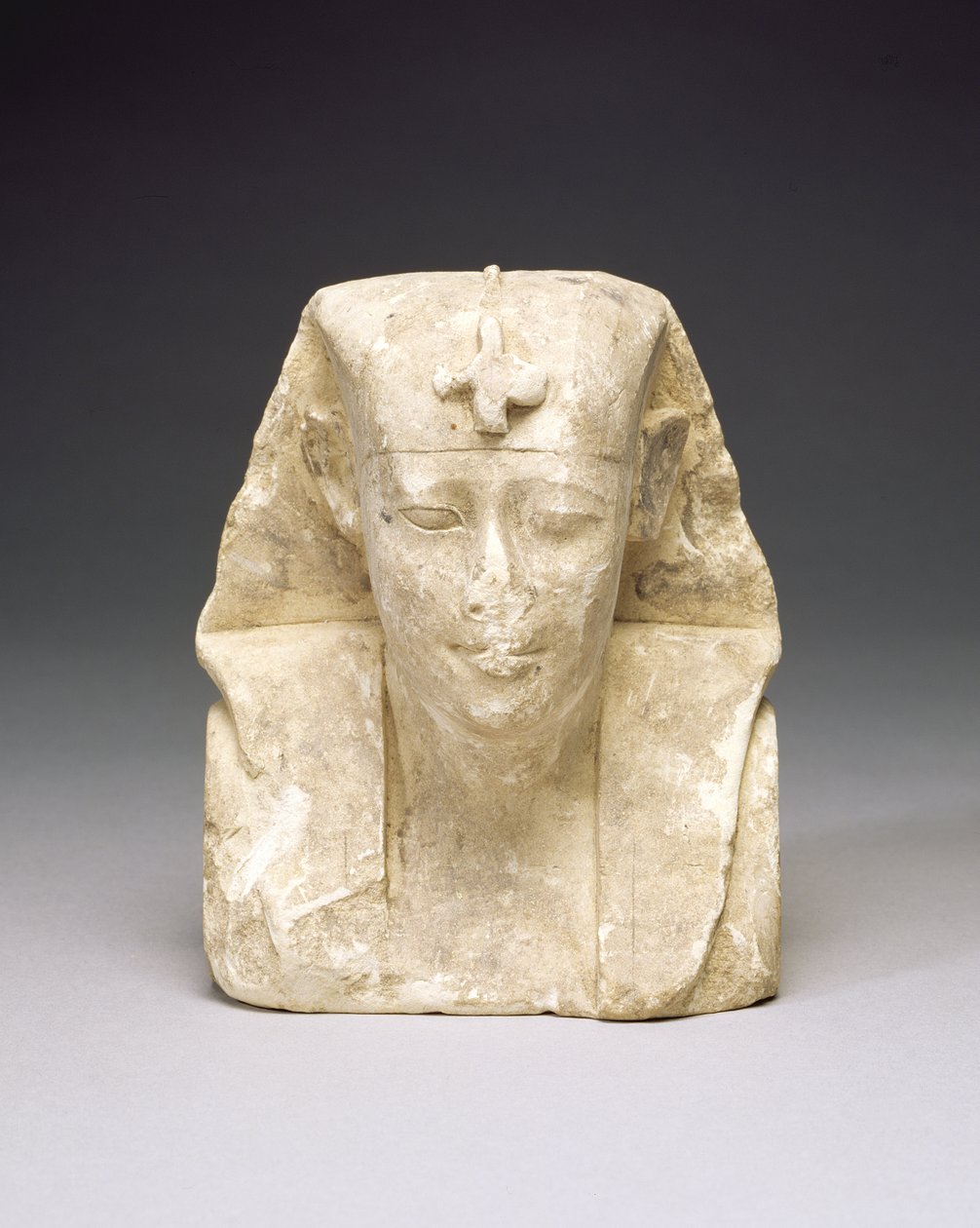 Skulptørmodell av en konge, mulig Ptolemaios I eller II (kalkstein) av Egyptian Ptolemaic Period