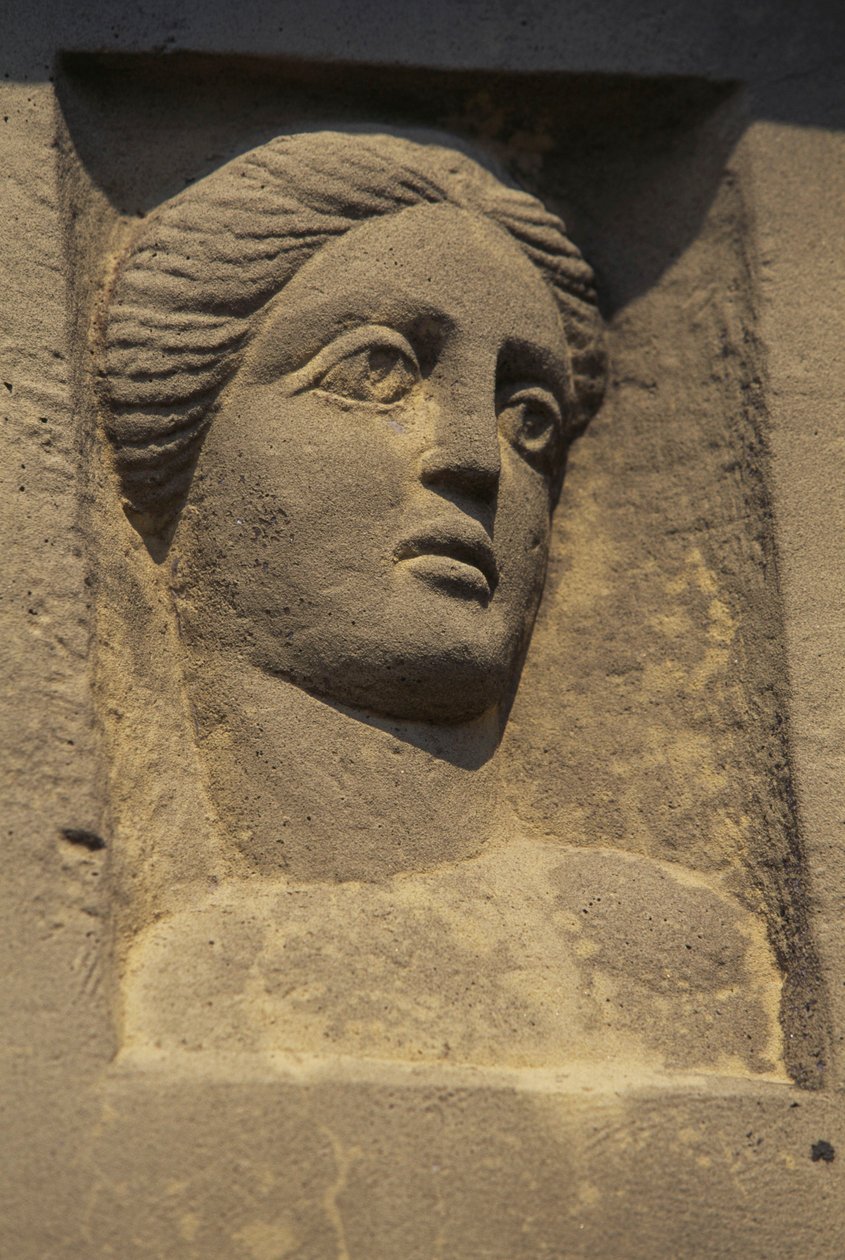 Relieff som viser Venus, Wochengoetterstein, detalj av Jupiter-søylen (replika), Hausen an der Zaber, Brackenheim, Baden-Wuerttemberg, Tyskland, romersk sivilisasjon, 2.-3. århundre e.Kr. av Nicolas d