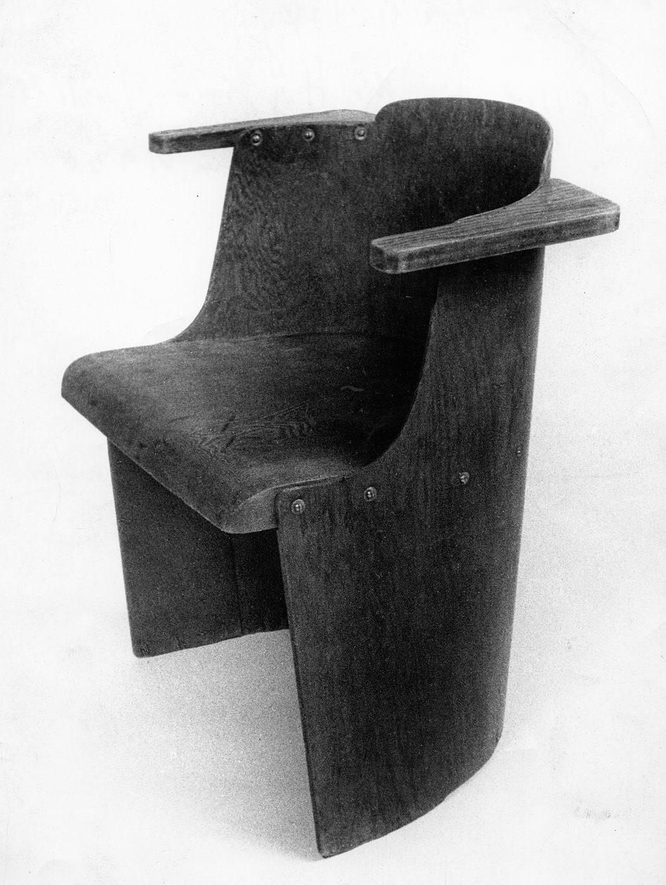 Stol, 1930 (tre på trefiberplater) av Eliezer Markowich Lissitzky