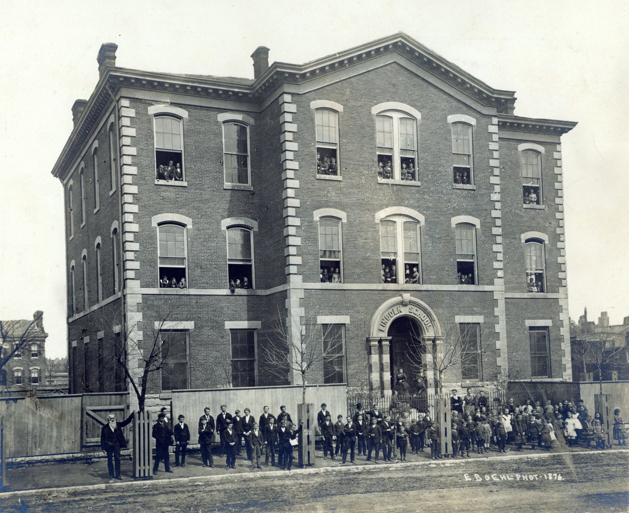 Lincoln School av Emil Boehl