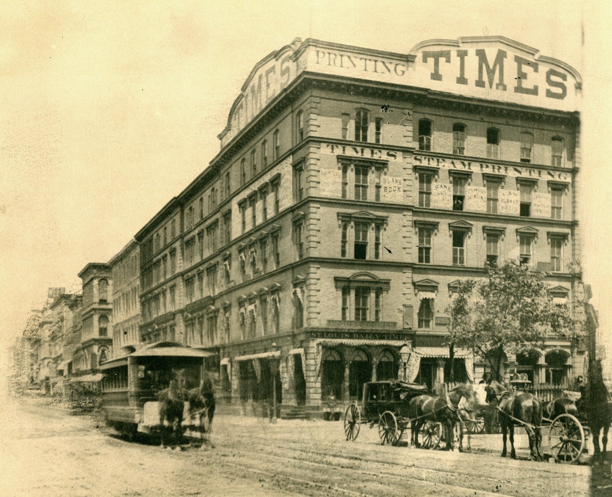 St. Louis Daily Times -bygning på det nordøstlige hjørnet av Broadway og Chestnut Street av Emil Boehl