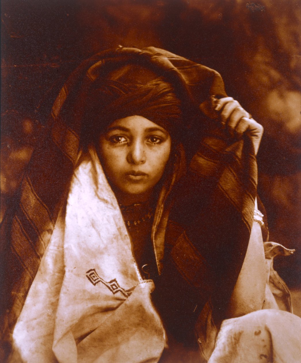 Kabylie stammekvinne, ca. 1890 (albumtrykk) av Emile Frechon