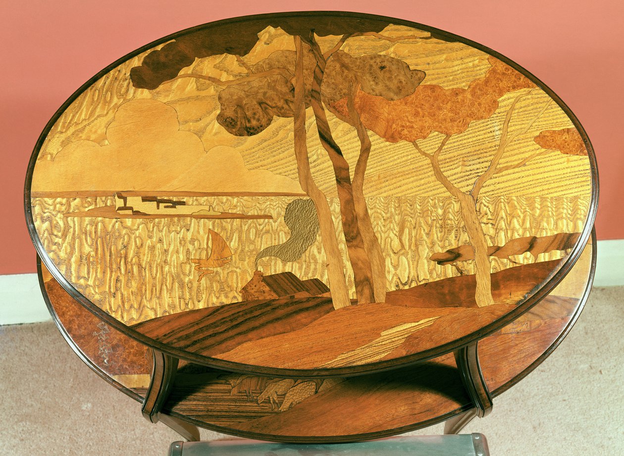 Bordplate, sent på 1800-tallet av Emile Galle