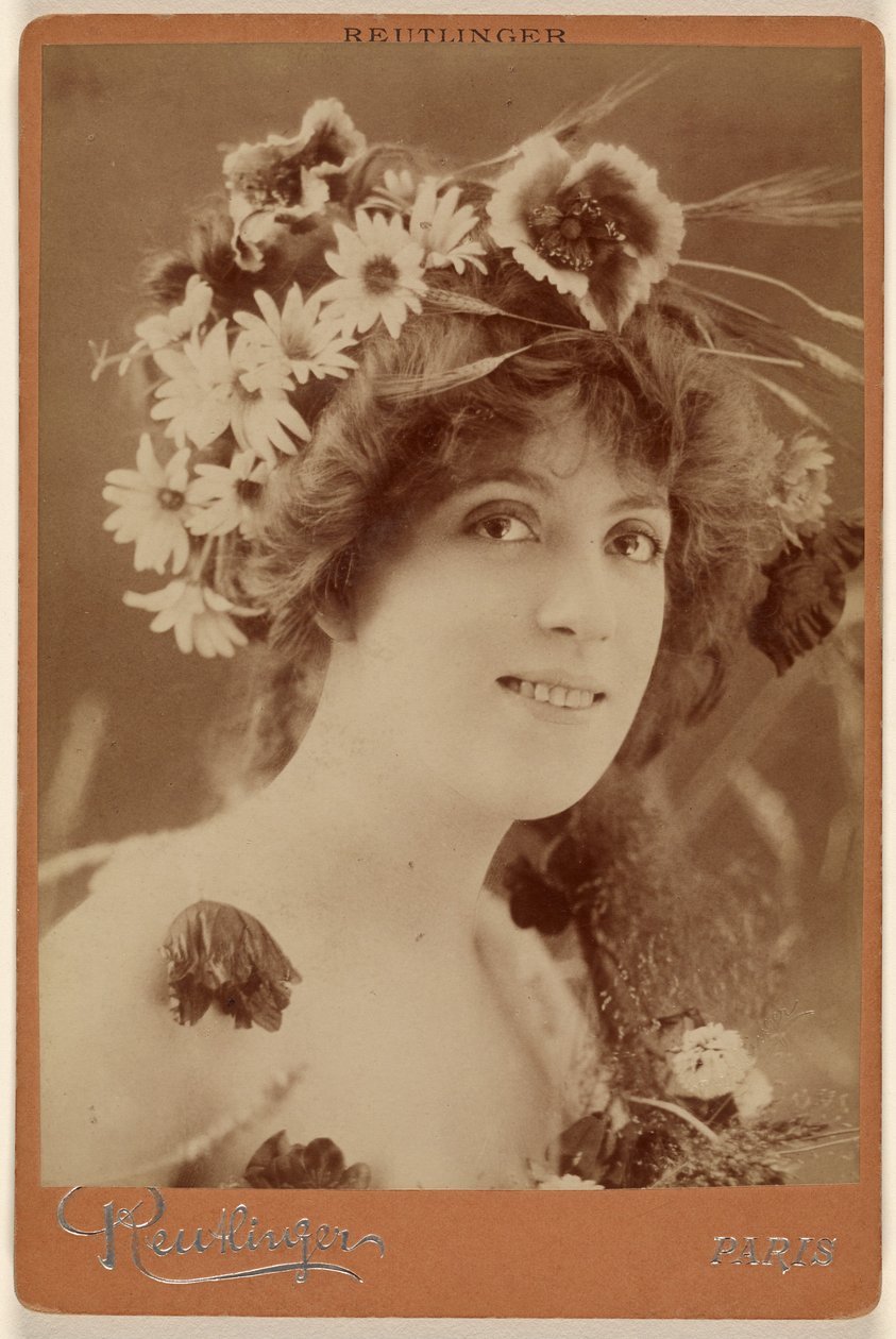 Faber l#39;Ete [Kvinne med blomster i håret] av Emile Auguste Reutlinger
