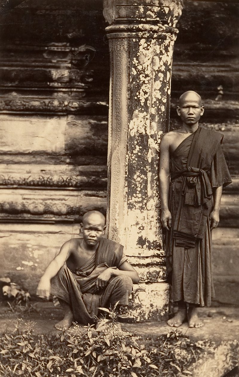 Bonzes of the Great Pagoda, 1866. av Emile Gsell