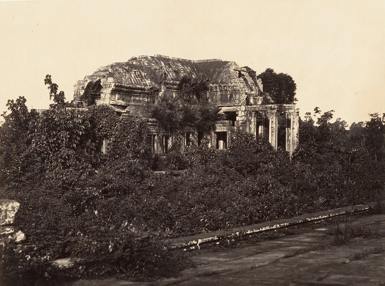 Great Pagoda - South exterior aedicule, 1866. av Emile Gsell