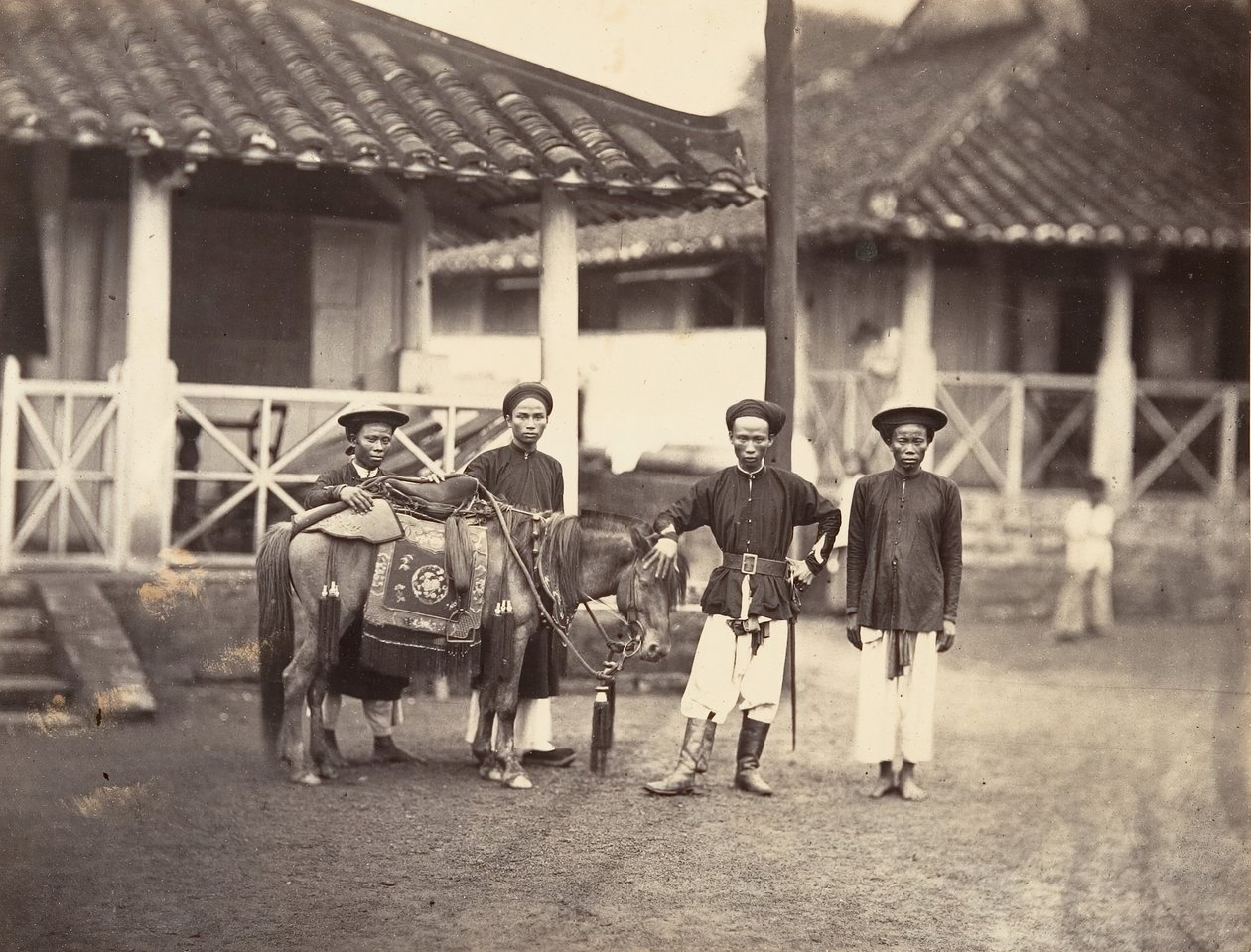 Velstående Annamite som rir på en hest, Cochinchina, 1866. av Emile Gsell