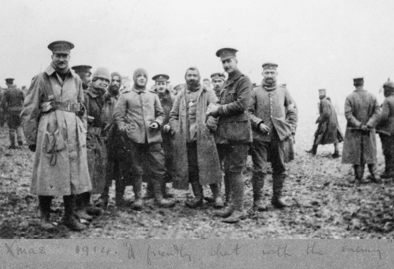 En vennlig prat med fienden, våpenhvilen på juledagen i 1914 av English Photographer
