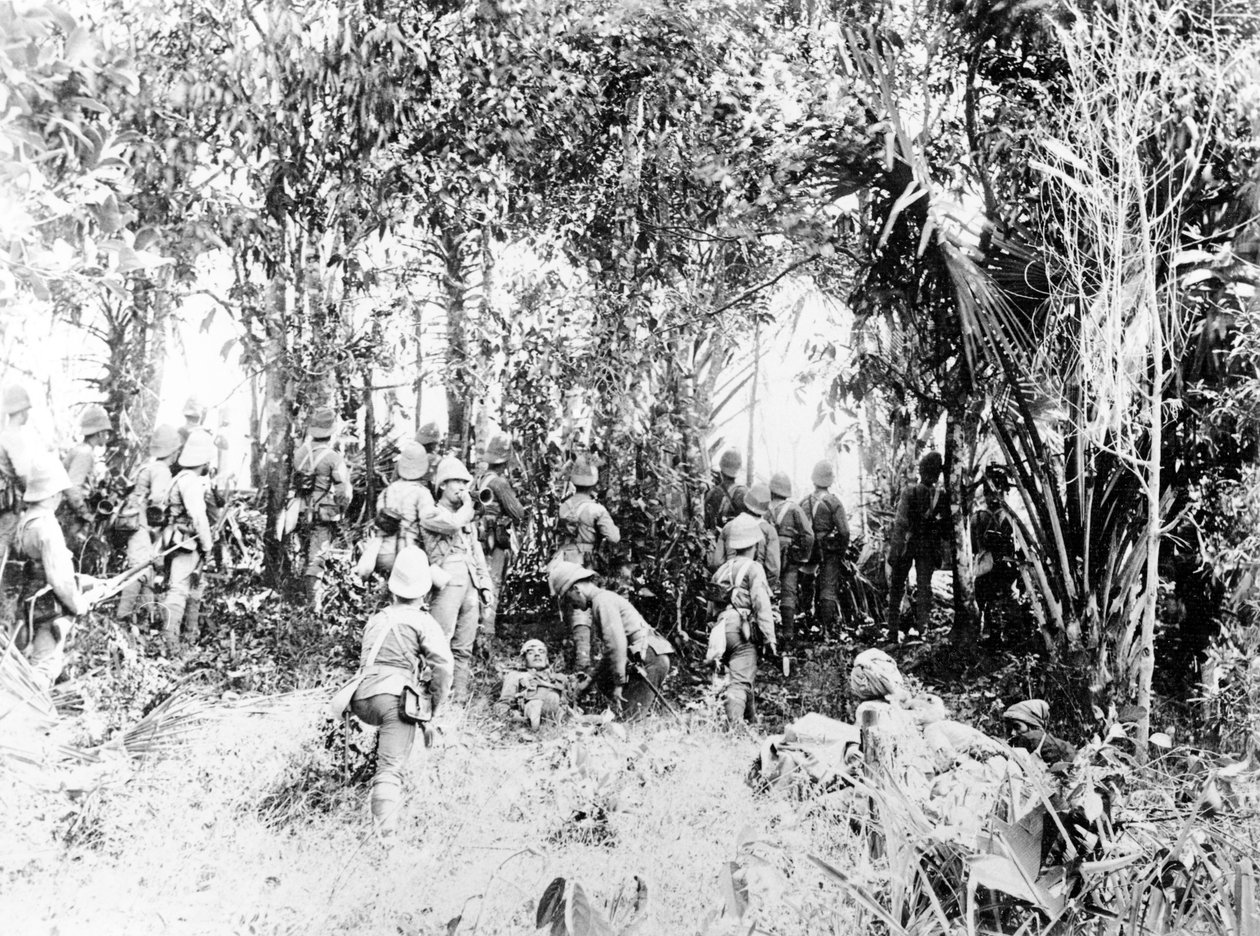 Angrep på Kyaing-Kwintaung Stockade, Burma, av 2nd Devon Regt, under Wuntho Sawbwa-kampanjen, 1891 av English Photographer