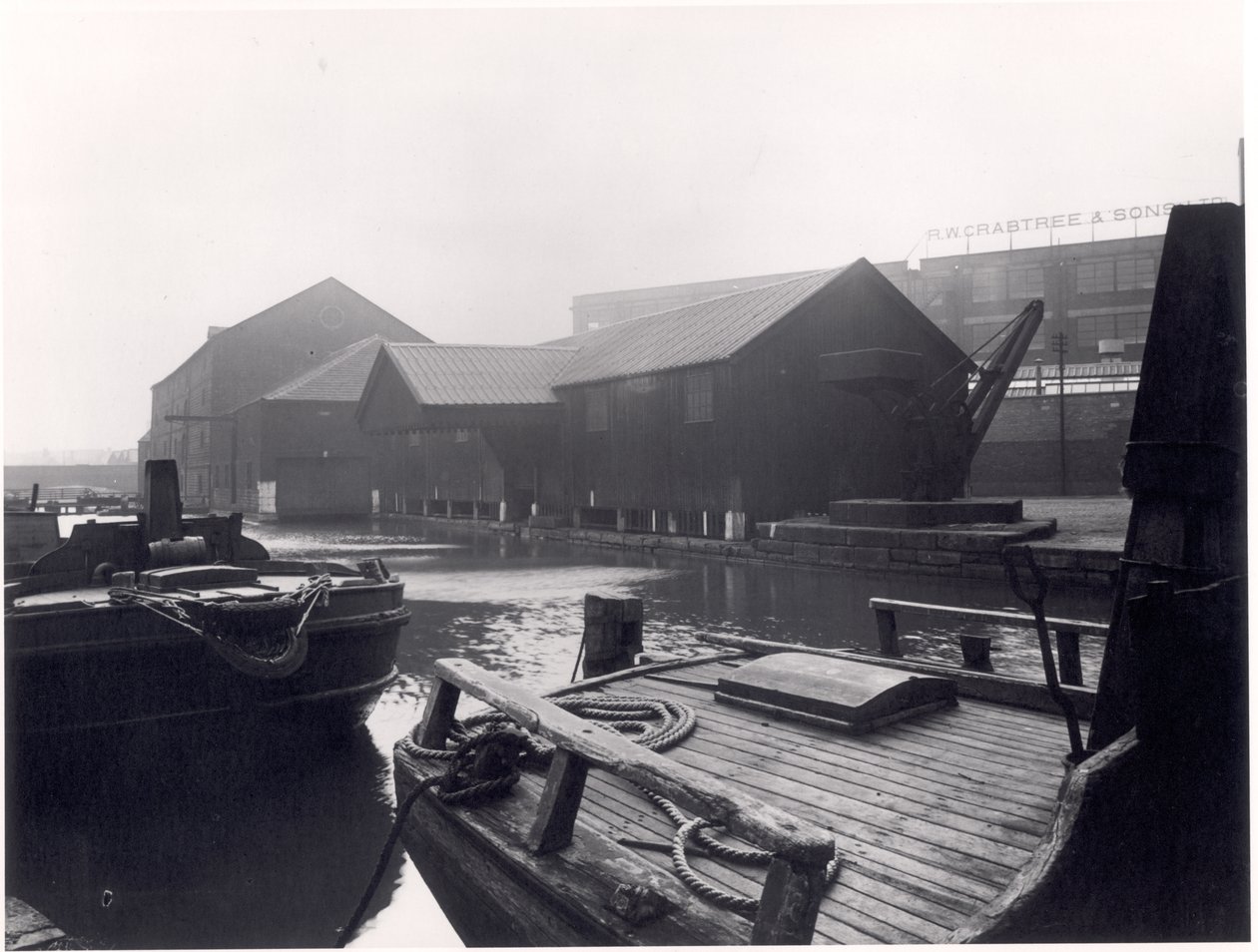 Lektere på Canal Wharf, Leeds Liverpool Canal, 1951 av English Photographer