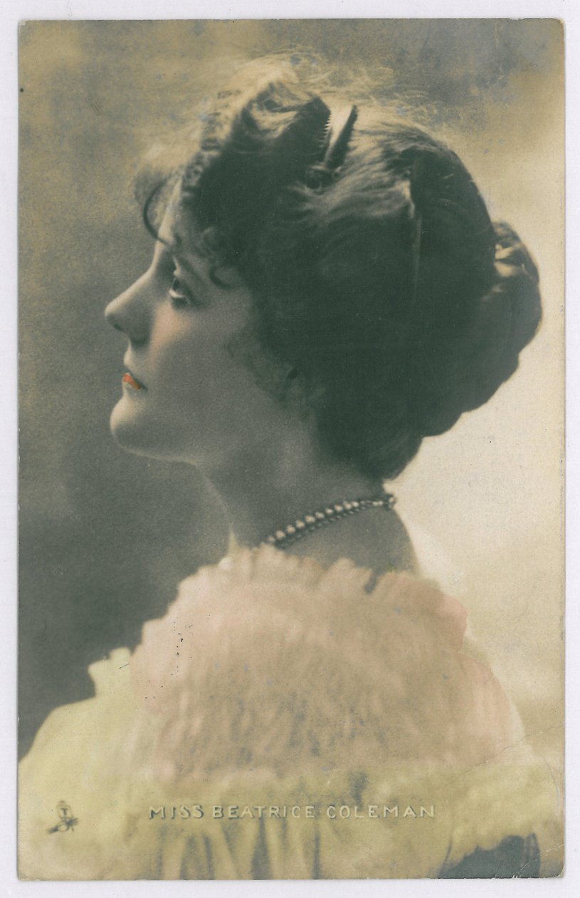 Scenens kjendiser: Miss Beatrice Coleman, 1903-08 (farget bilde) av English Photographer