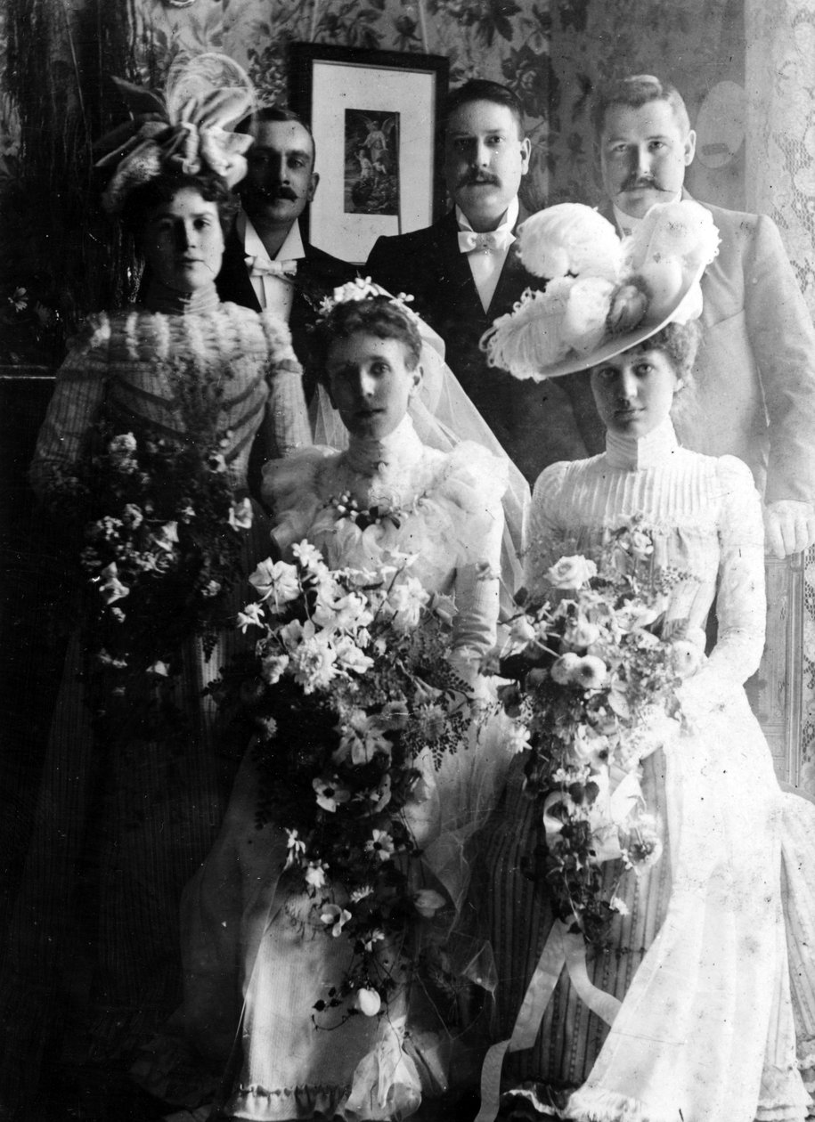 Edwardianske bruder og brudgommer av English Photographer