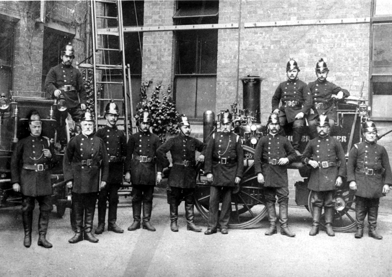 Kidderminster brannvesen, 1910 av English Photographer