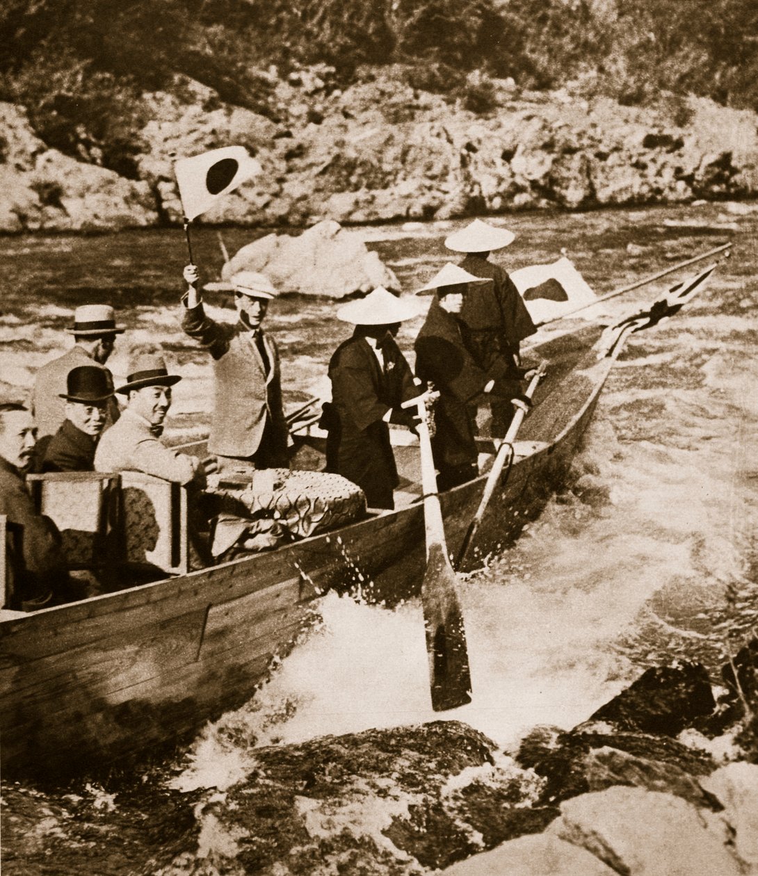 Kong Edward VIII ved Rapids i Kyoto i Japan, 1922 av English Photographer