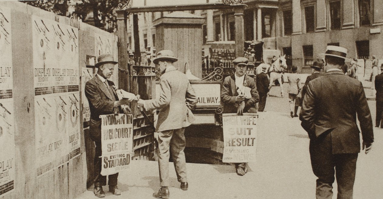 Avisselgere på Trafalgar Square, fra Wonderful London, utgitt 1926-27 (fotogravure) av English Photographer