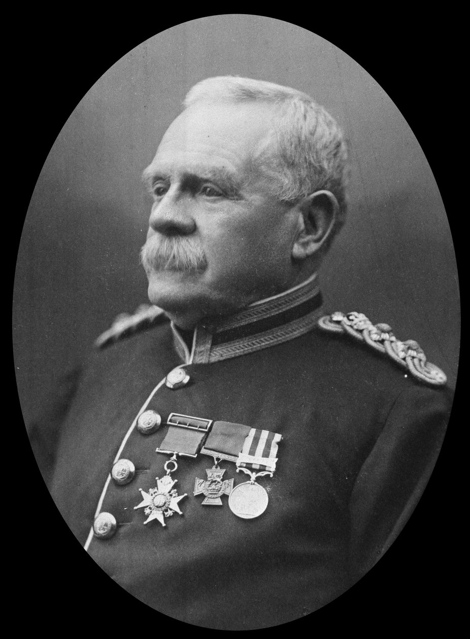 Portrett av oberst T. Cadell VC CB, 1907 av English Photographer