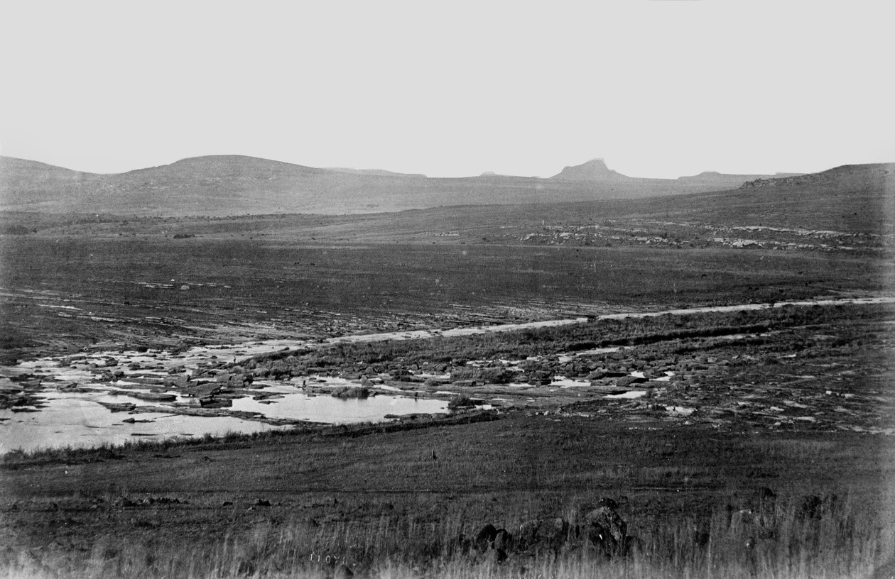 Rorkes Drift med Isandlwana i det fjerne, 1879 av English Photographer