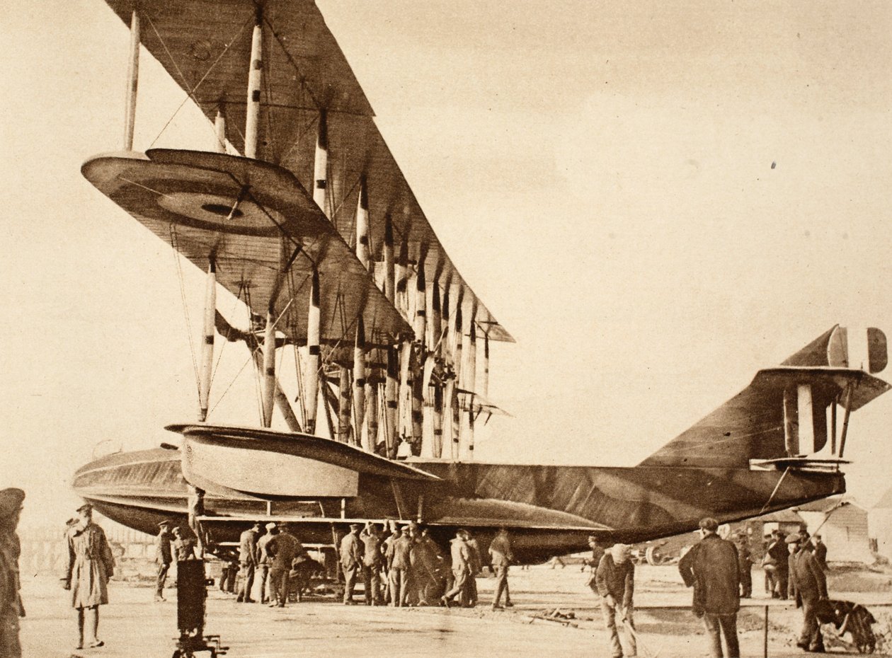 Sidevisning av et fly, 1914-19 av English Photographer