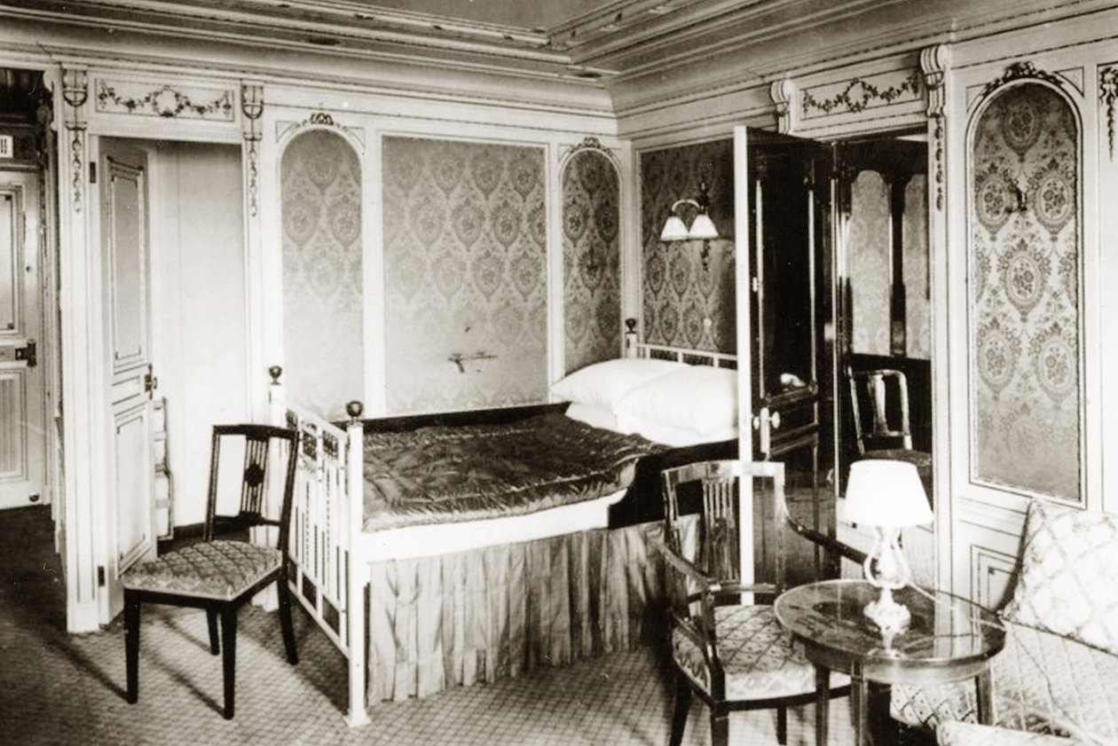 Stateroom B-58 ombord på Titanic, dekorert i Louis XVI-stil, 1912 av English Photographer