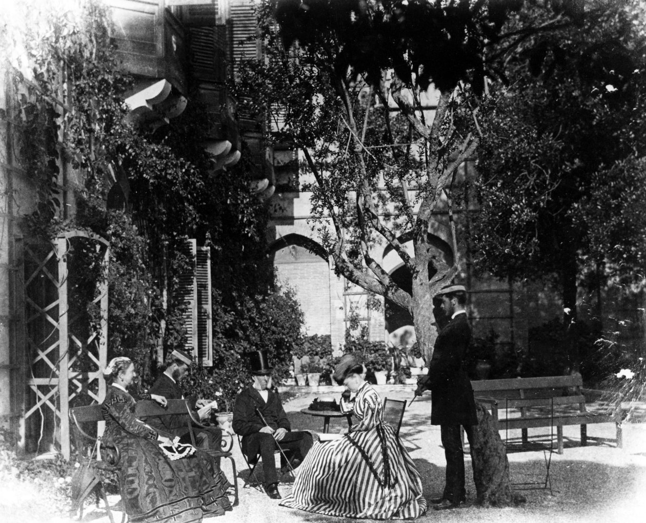 The Convent Gardens, Gibraltar, ca. 1868 av English Photographer