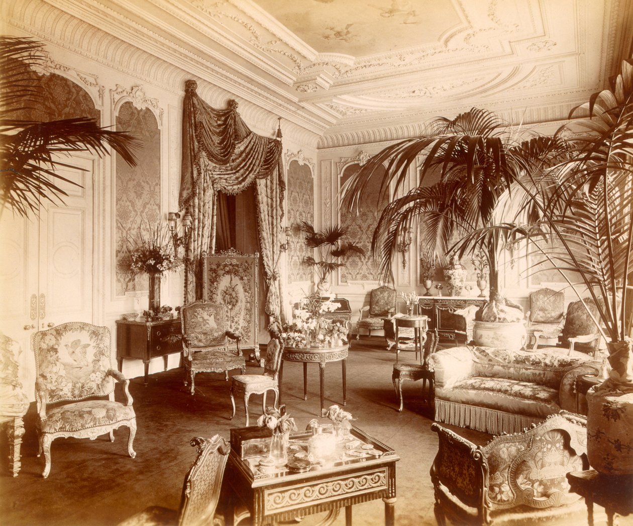 The Drawing Room på 17 Grosvenor Place, London av English Photographer