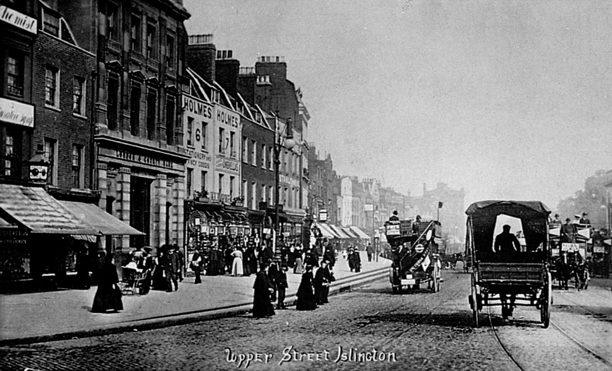 Upper Street, Islington, ca. 1906 av English Photographer