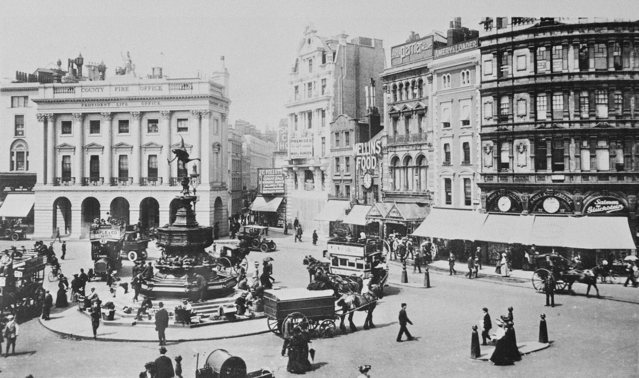 Utsikt over Piccadilly Circus, ca. 1900 av English Photographer