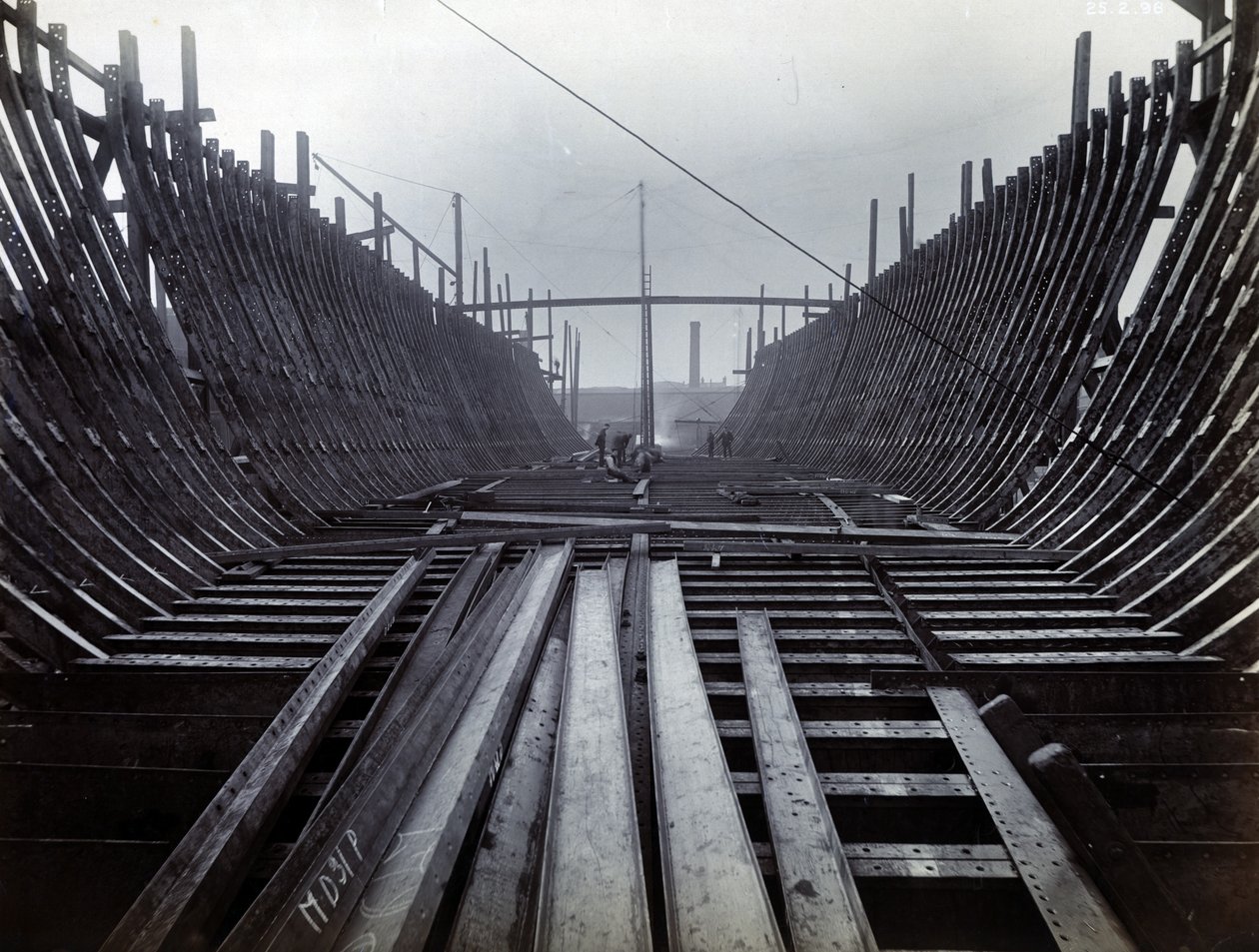 Hagenr. 647, Baikal. Viser den isbrytende togfergedamperen Baikal i ramme ved Low Walker Yard, 1896 av English Photographer
