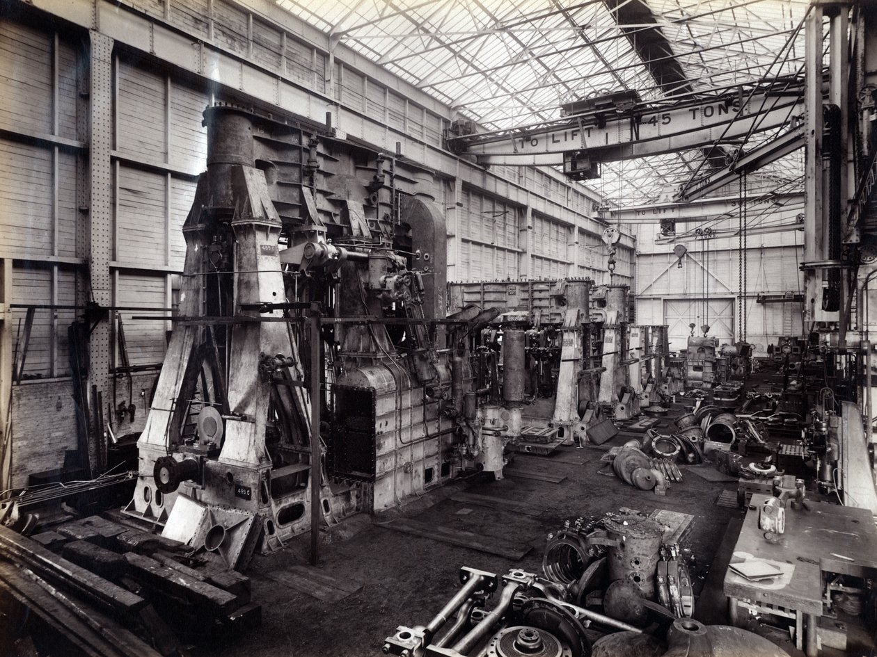 Hagenr. 647, Baikal. Viser hovedmotorene til den isbrytende togfergedamperen Baikal som settes sammen i Erecting Shop, 1896 av English Photographer