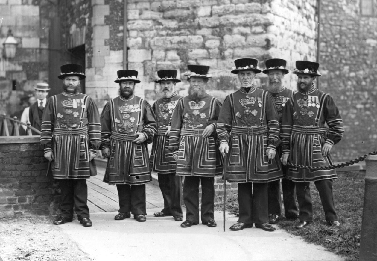 Yeoman Warders fra Tower of London av English Photographer