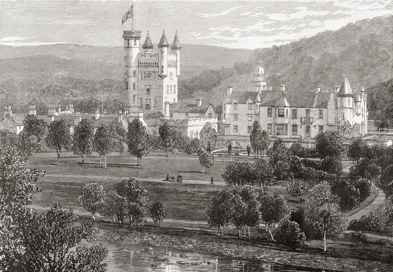 Balmoral Castle, Aberdeenshire, sett fra elven Dee, fra 